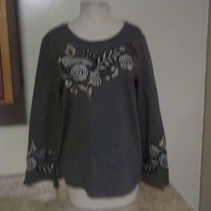NWT MACY'S STYLE & CO FLORAL TOP GREY FLORAL SZ S